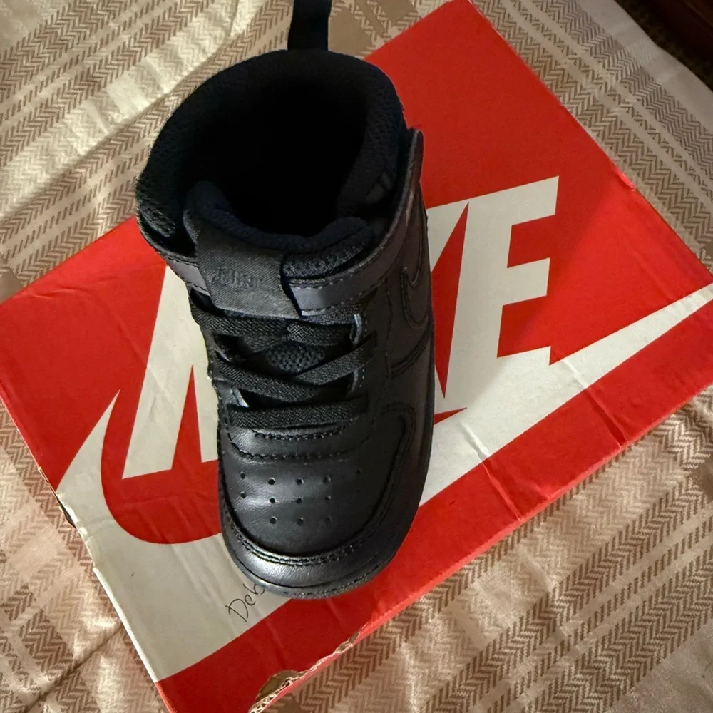 Meet your Posher, Bon - Picture 2 of 7